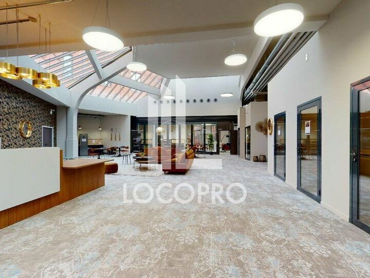 Coworking bureaux 2400 m² non divisibles