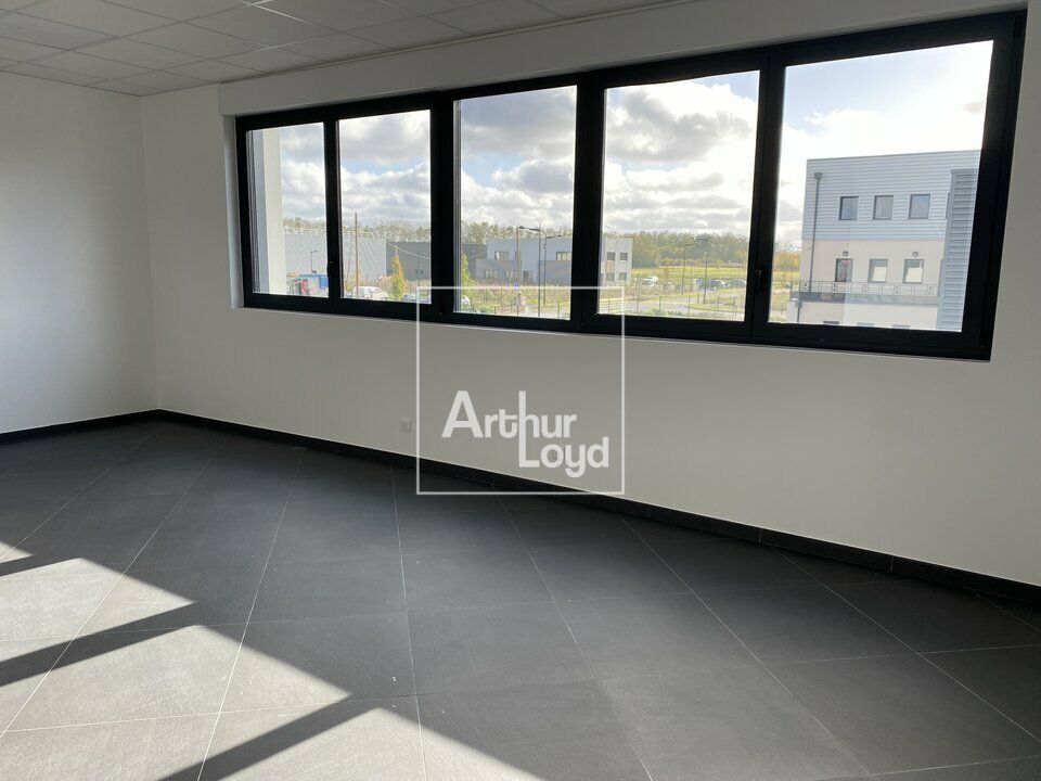 Bureaux neufs à louer - SAINT PIERRE DU PERRAY