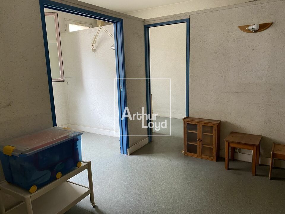 Immeuble de bureaux à vendre - LIEUSAINT