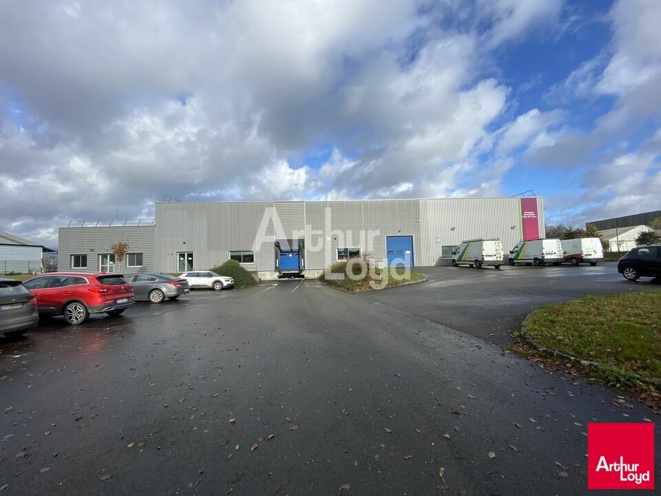 Vente local d''activites 1520 m² non divisibles