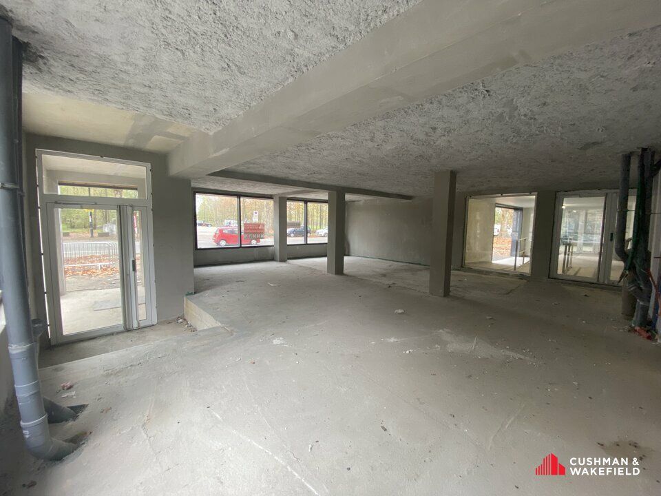 BORDEAUX BASTIDE NIEL LOCAL COMMERCIAL NEUF A VENDRE