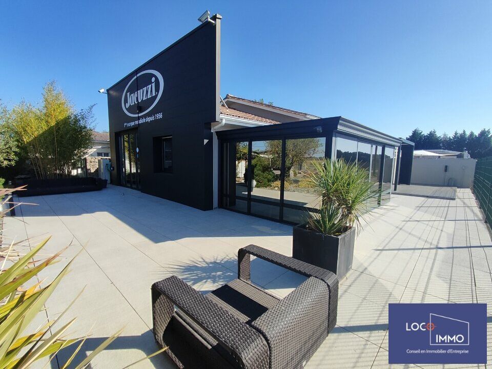 Vente local commercial 166 m² non divisibles