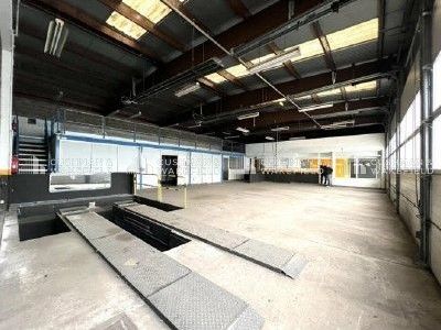 Location activités 916 m² non divisibles