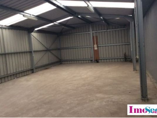 Vente entrepot 130 m² non divisibles