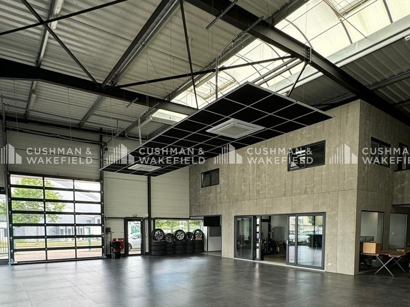 Vente activités 550 m² non divisibles