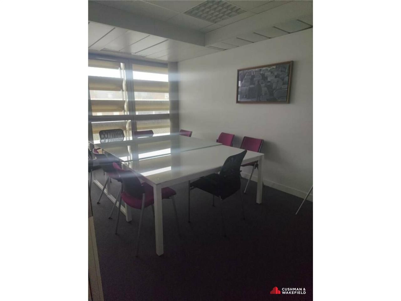 BUREAUX À LOUER EN PLEIN COEUR DES CHARTRONS