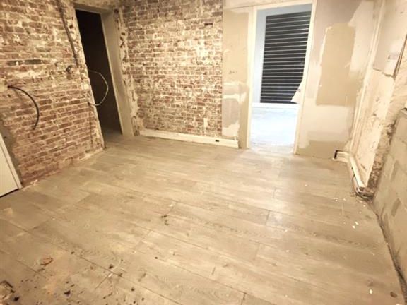 Location local commercial 58 m² non divisibles