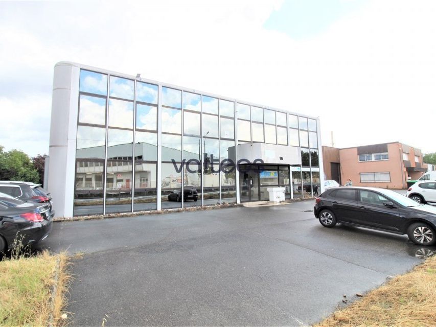 Location bureaux 252 m² non divisibles