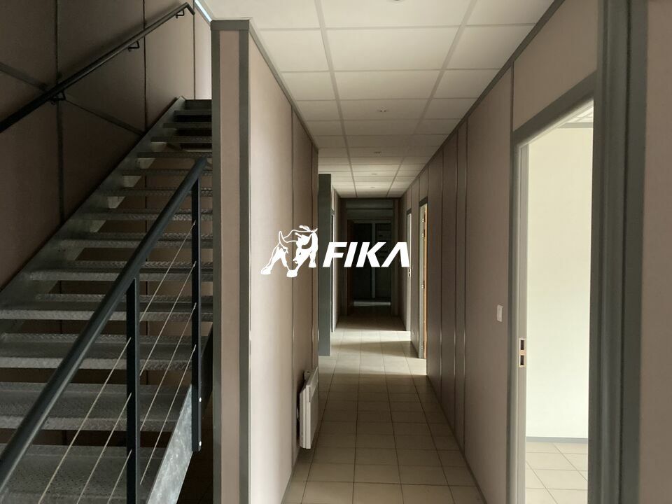 A LOUER BUREAUX 175 m² (31100) TOULOUSE