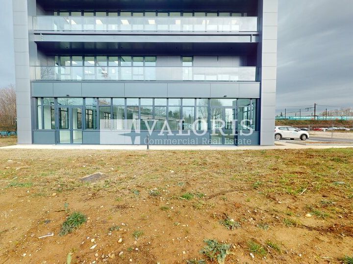 365 m² pour ce bureaux en location à Lyon 7