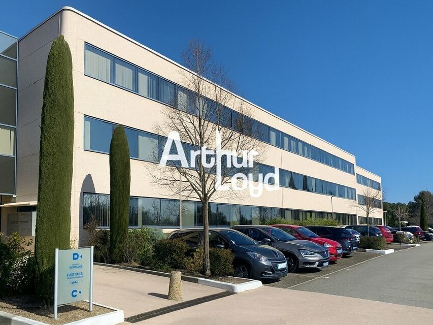 Location bureaux 1462 m² divisibles à partir de 122 m²