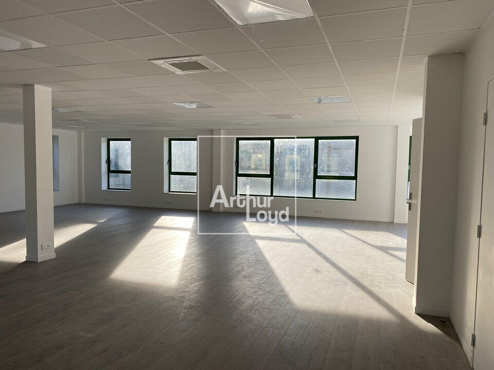 Bureaux  et locaux d' activités à louer - ESSONNE