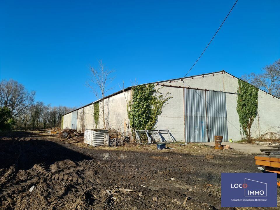 Vente entrepot 1000 m² non divisibles