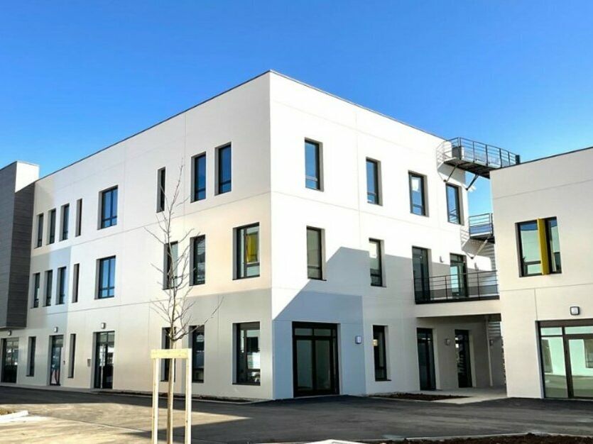 Vente bureaux 109.3 m² non divisibles