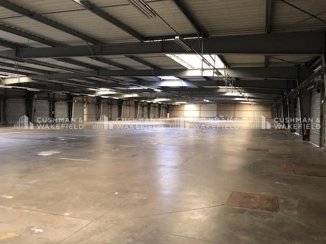 Vente entrepôt 3399 m² non divisibles