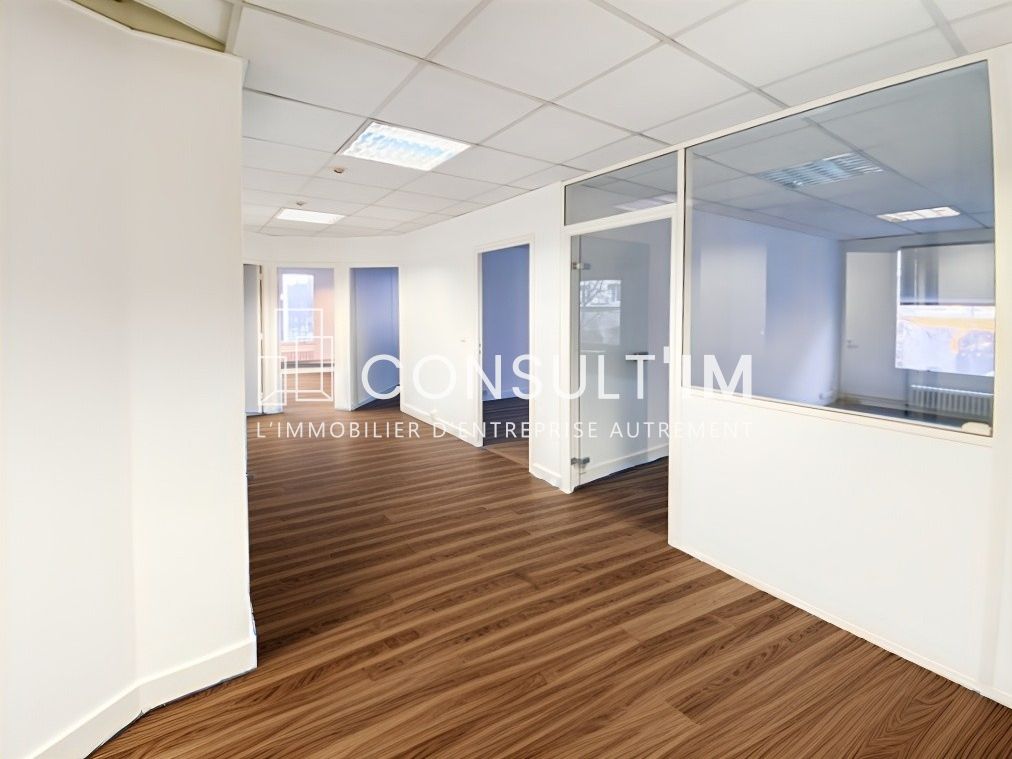 Location bureaux 130 m² non divisibles