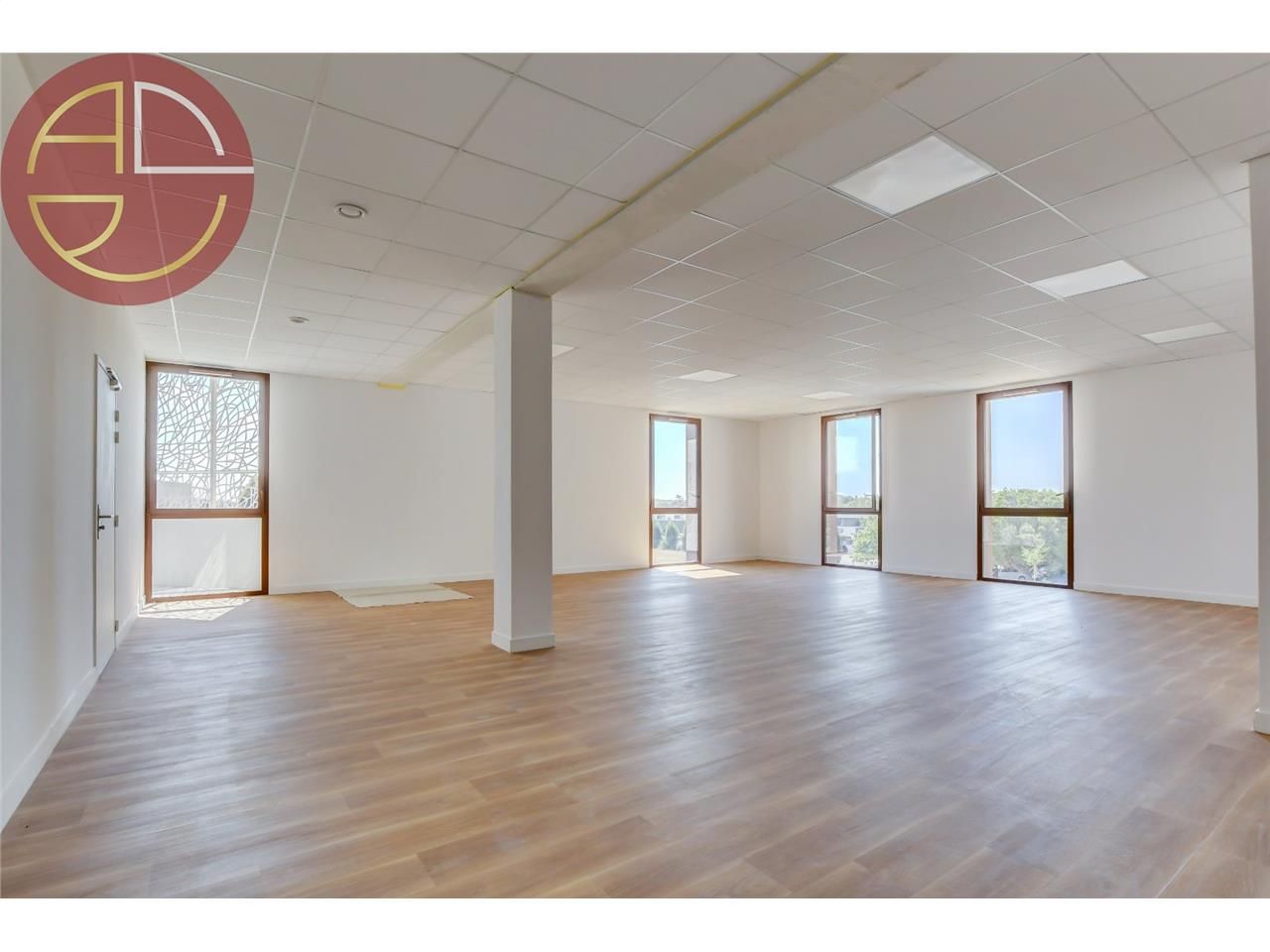 Vente bureaux 102 m² à MURET