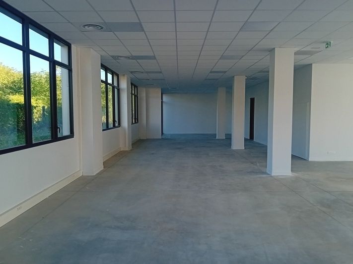 Plateau de 365,4m² à la location situé à Lyon 7ème