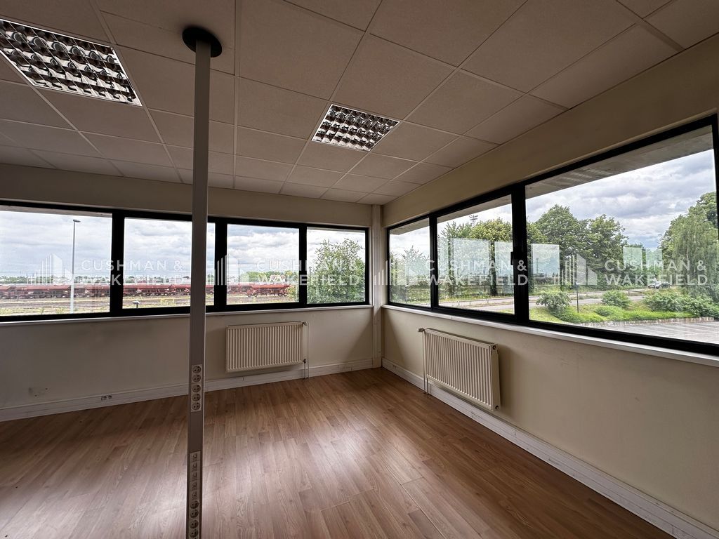 Location bureaux 284 m² divisibles à partir de 118 m²