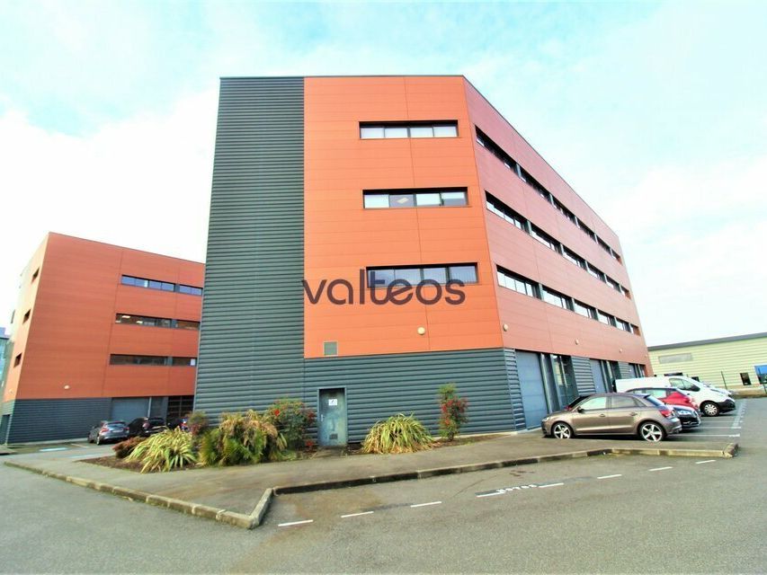 Location bureaux 1573 m² divisibles à partir de 131 m²