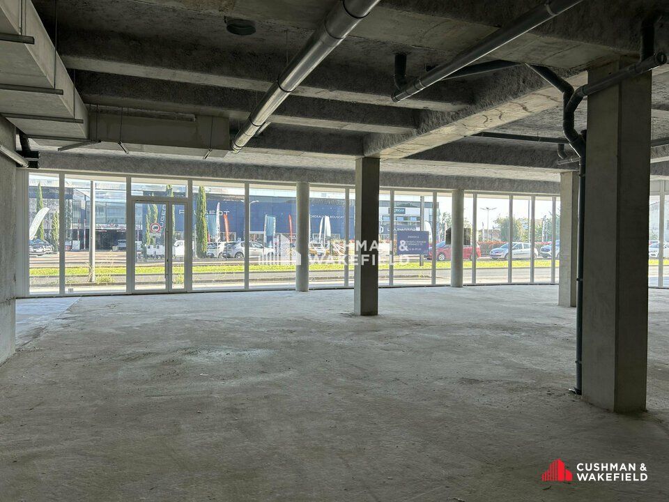 LOCAL COMMERCIAL NEUF À VENDRE LE BOUSCAT