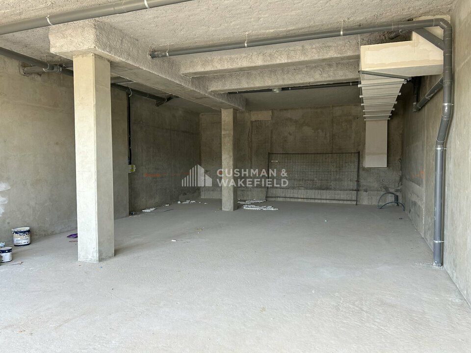 LOCAL COMMERCIAL NEUF À VENDRE LE BOUSCAT