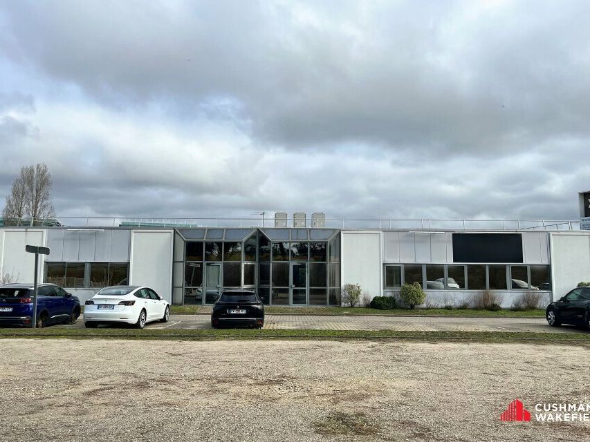 Location bureau Mérignac (33700) - 862 m²