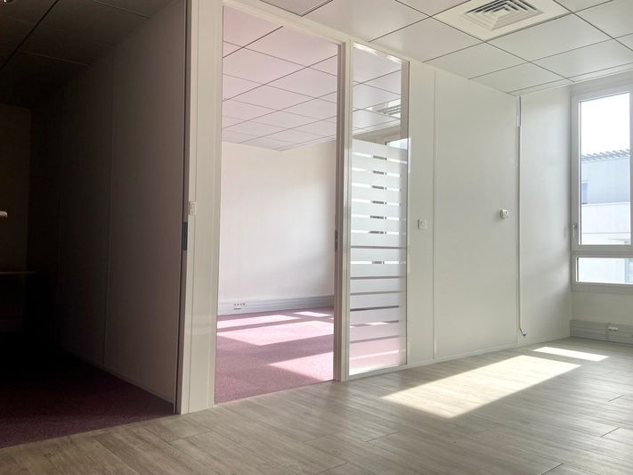 A Lyon 9, surface de bureaux de 375 m² à louer