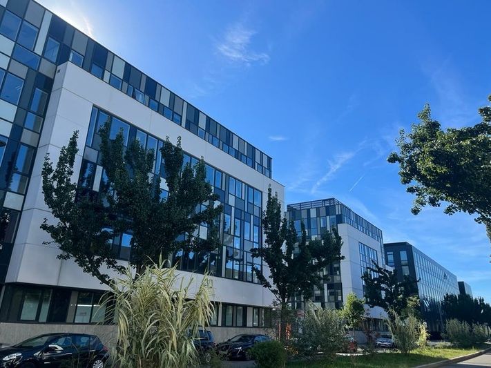 ACHAT/LOCATION BUREAUX surfaces aménageables 