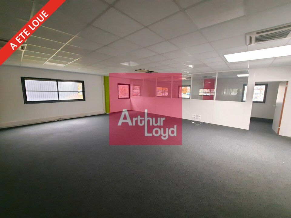 BUREAUX A LOUER AUBIERE 460M² + 19 STATIONNEMENTS
