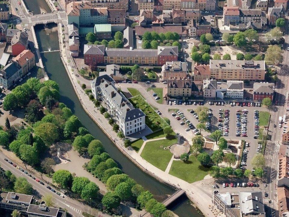 Local Professionnel de 160 m² à louer à Belfort (90)