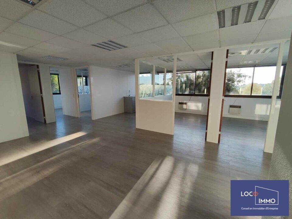 Location bureaux 360 m² divisibles à partir de 69 m²
