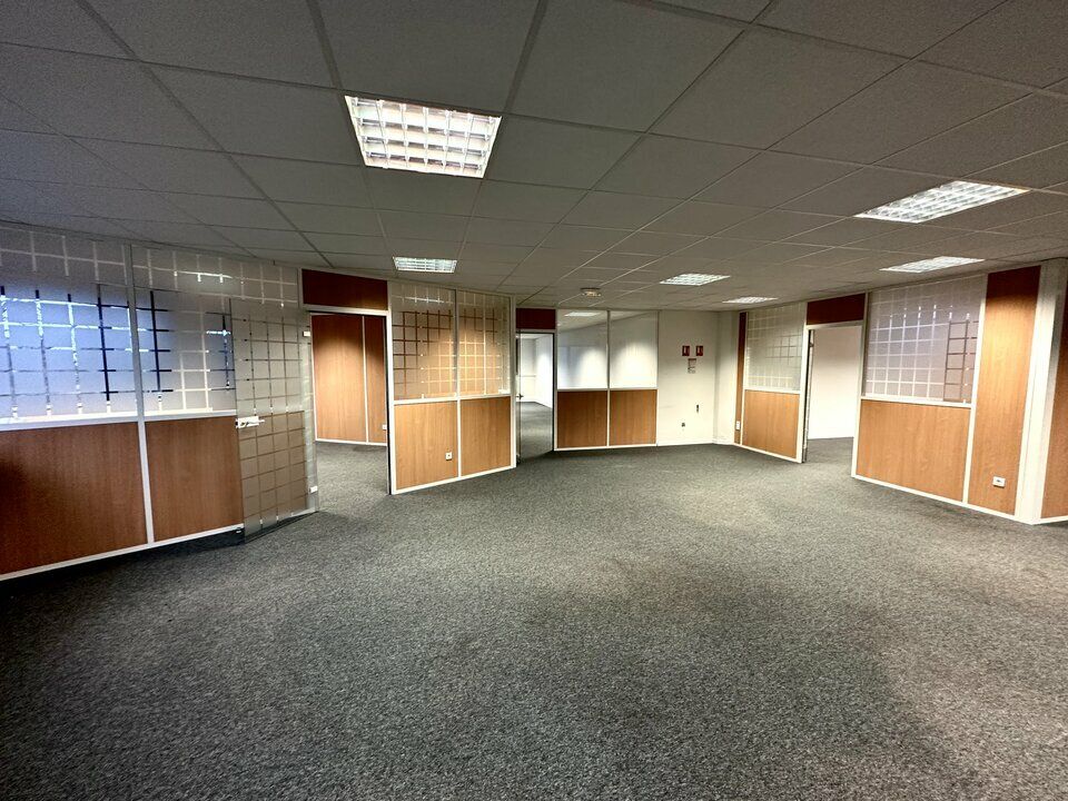 1908.1 m² pour ce bureaux en location à Illkirch graffenstaden