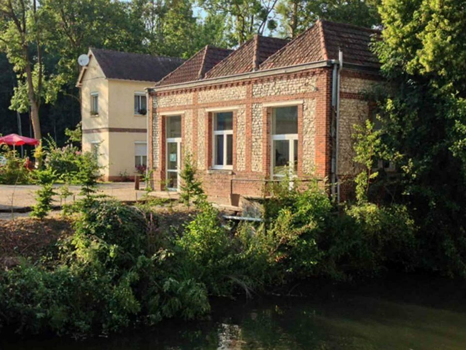 Location bureaux 300 m² divisibles à partir de 100 m²