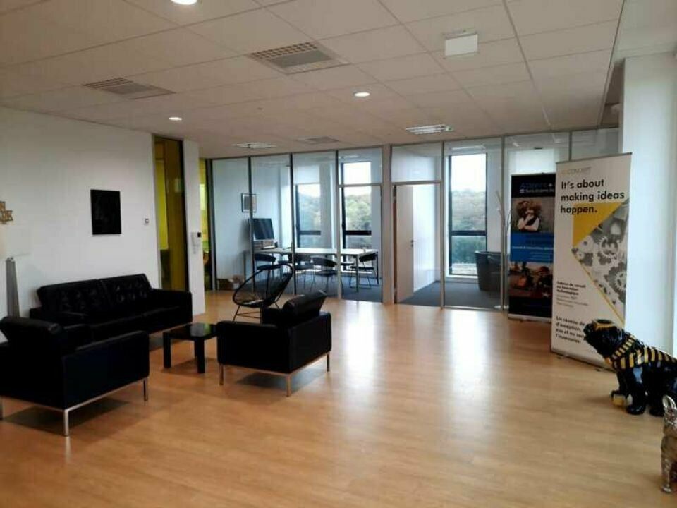 Vente bureaux 227 m² non divisibles