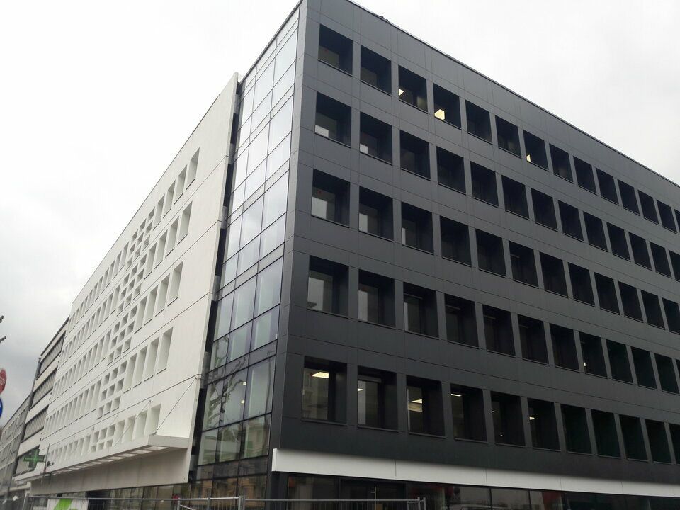 Location bureaux 716 m² divisibles à partir de 135 m²