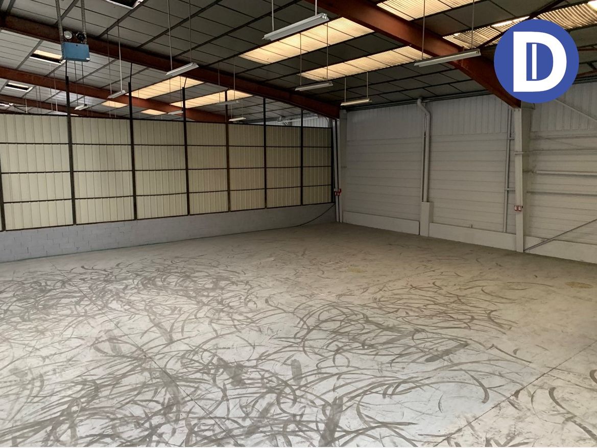 Location activites 1080.00 m² non divisibles