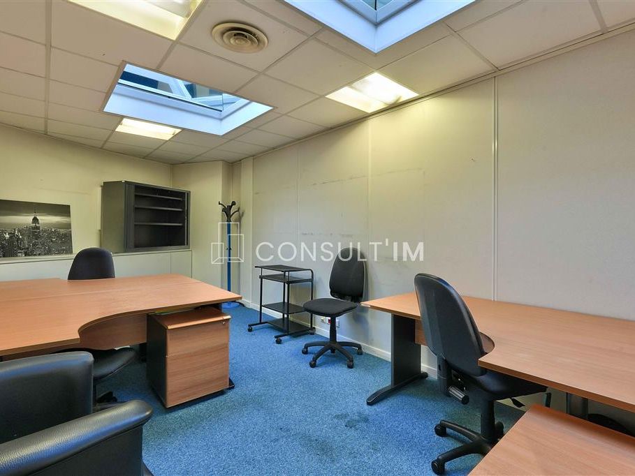 Location bureaux 48 m² divisibles à partir de 17 m²