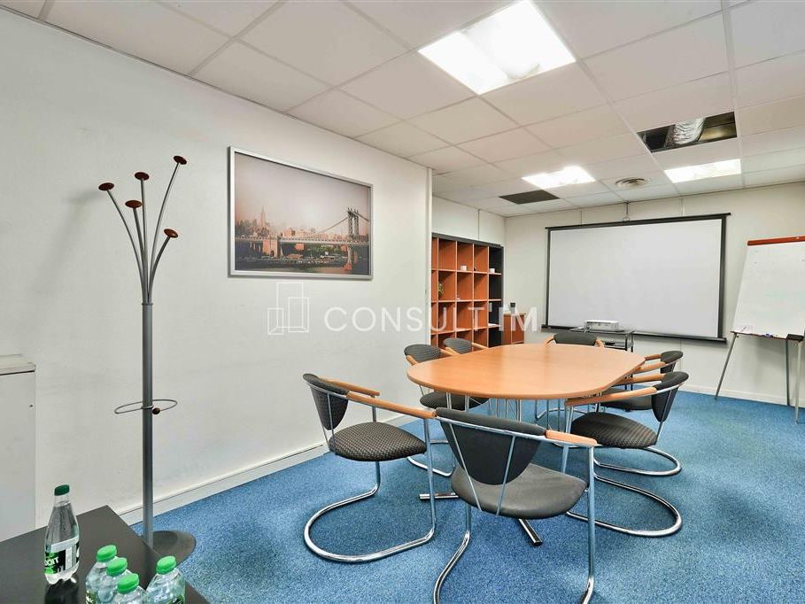 Location bureaux 48 m² divisibles à partir de 17 m²