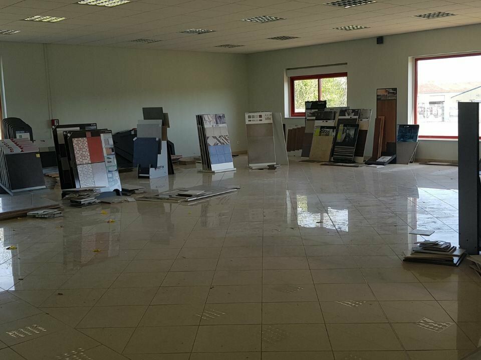 Bâtiment industriel de 800 m² à vendre ou à louer proche de Saint-Dizier (52)