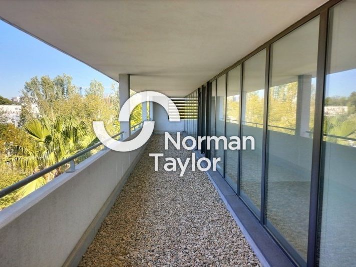 Location bureaux 249 m² non divisibles