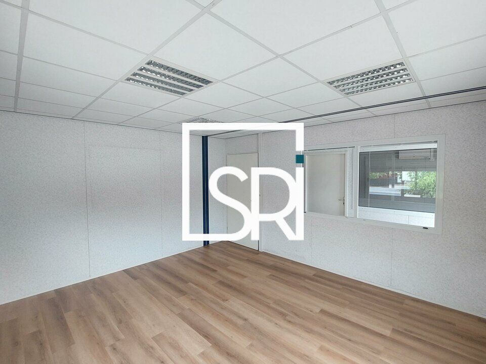 Location bureaux 130 m² non divisibles