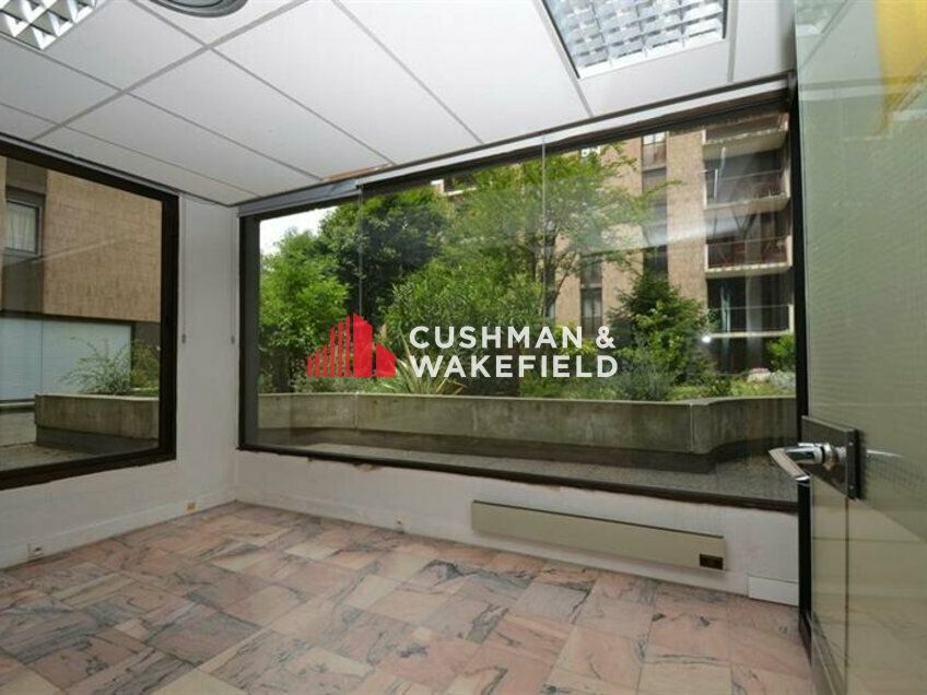 Location bureaux 146 m² non divisibles