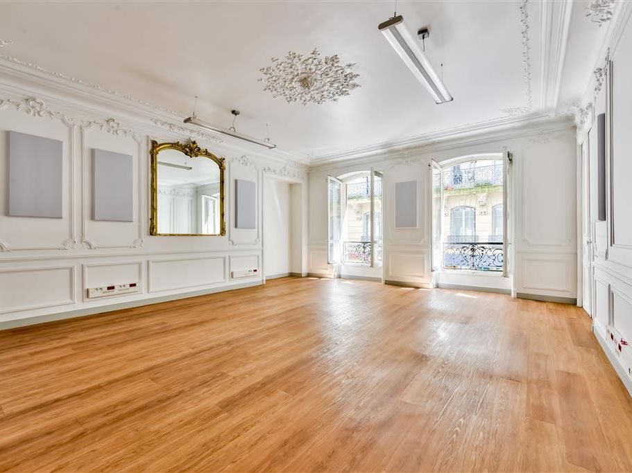 Location Bureaux 213 m² non divisibles