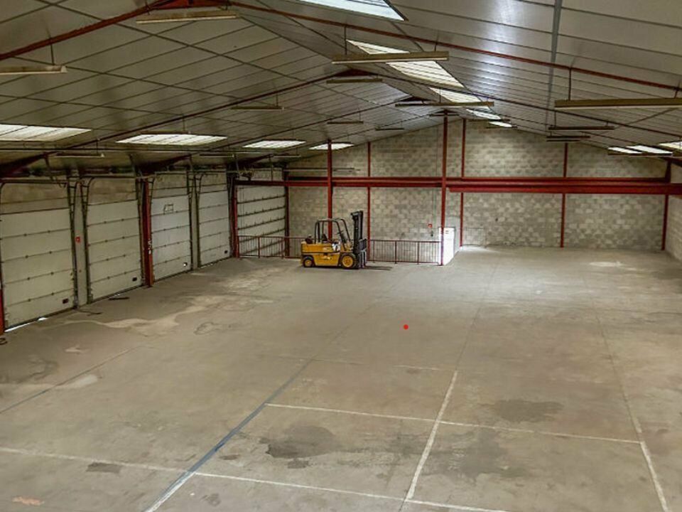 Local industriel de 1000m² à louer à Brive (19).