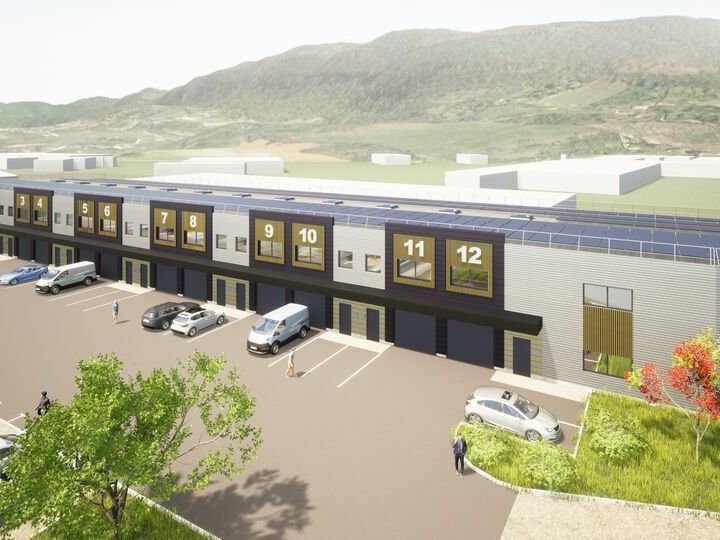 Vente local d''activites 3296 m² divisibles à partir de 268 m²