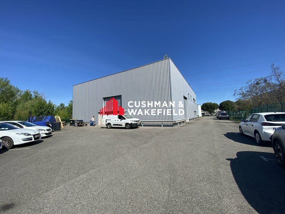 Location activité/entrepôt - 960 m²