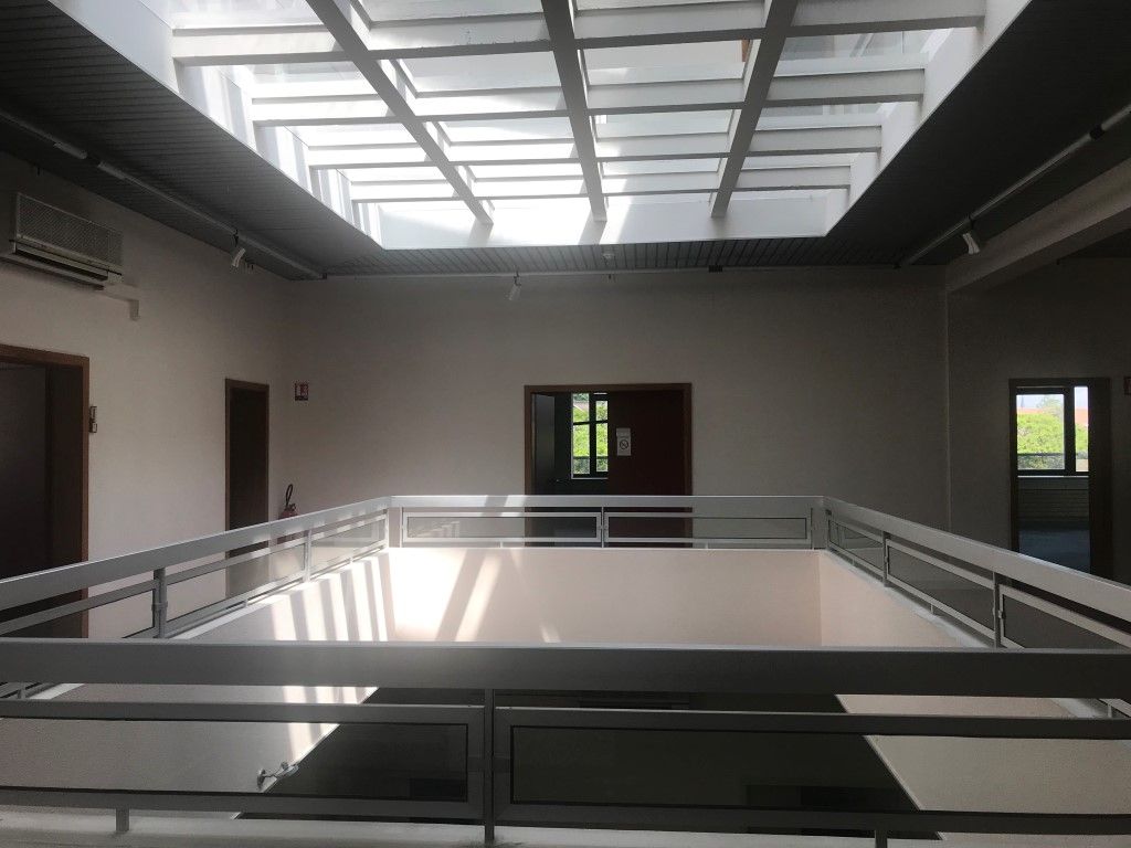 Vente bureaux 1589 m² non divisibles