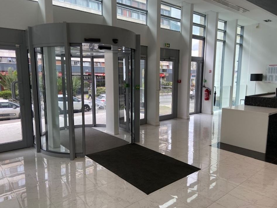 Location Bureaux 175 m² non divisibles