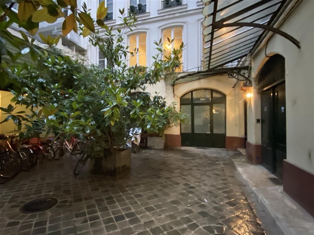 Location Bureaux 250 m² non divisibles